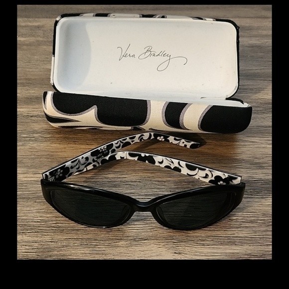 Vera Bradley Vintage Night & Day Black White Glass Frames with Glass Hard Case main image 12